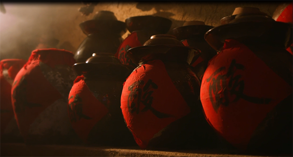 Traditional Guizhou sour soup fish hot pot